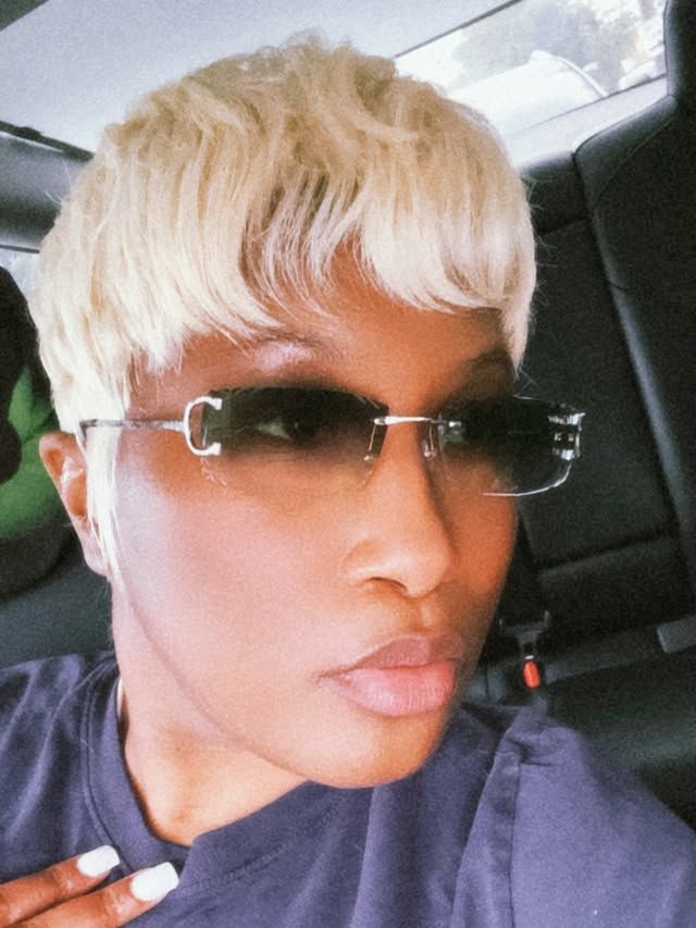 Platinum blonde pixie, client selfie in sunglasses